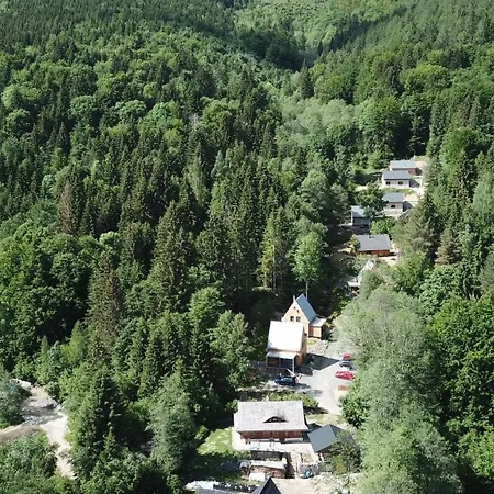 シャレー Tri Vydry *