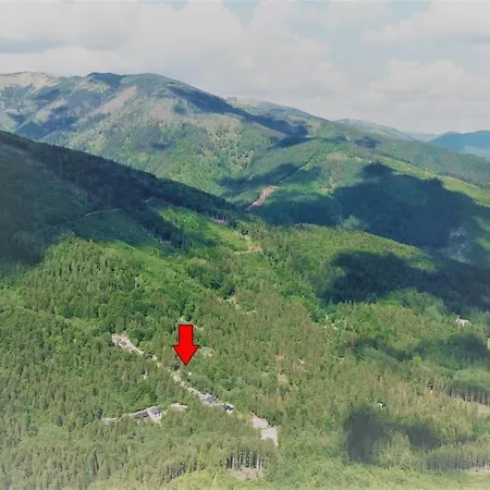 シャレー Tri Vydry