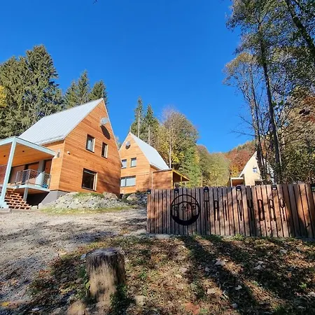 Tri Vydry Alpesi faház Tále